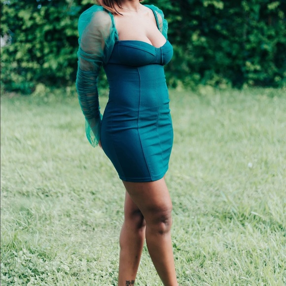 Green puffer sleeve - Picture 3 of 3